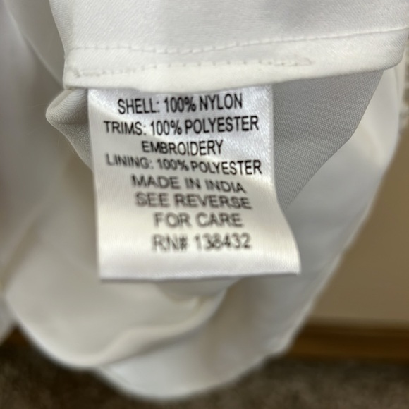 NWOT wedding dress - Picture 12 of 13